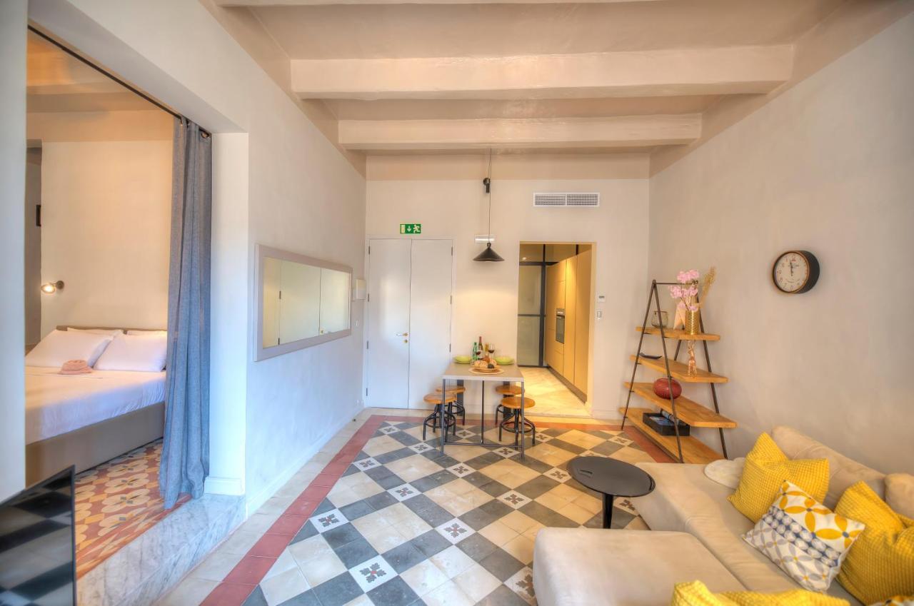 Charming & Traditional Flat In City Center Esch1-2 발레타 외부 사진