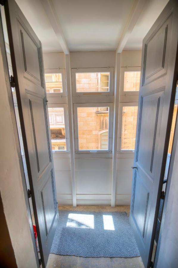 Charming & Traditional Flat In City Center Esch1-2 발레타 외부 사진